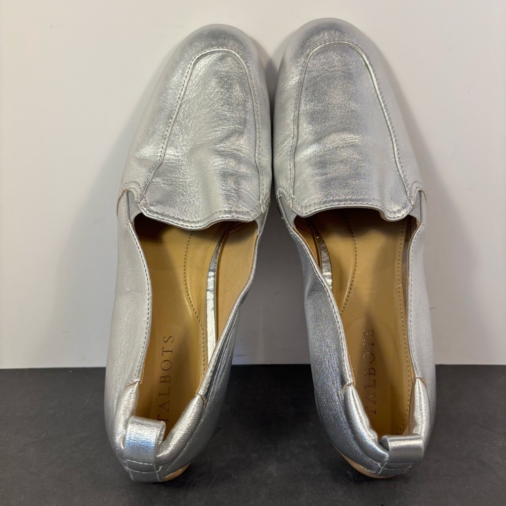 Talbots Silver Leather Loafers Womens 8.5 Metallic Slip On Classic Flats